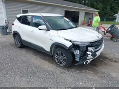 KNDEPCAA6M7048416 2021 KIA SELTOS
