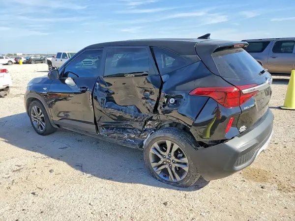 KNDEPCAA6M7081898 2021 KIA SELTOS - Image 2