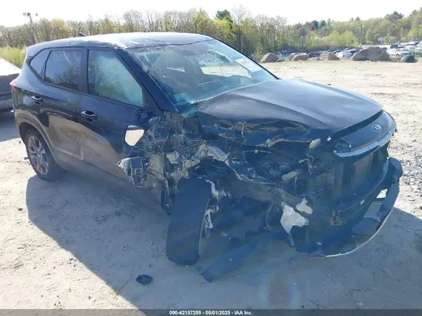 KNDEPCAA6M7114902 2021 KIA SELTOS - Image 1