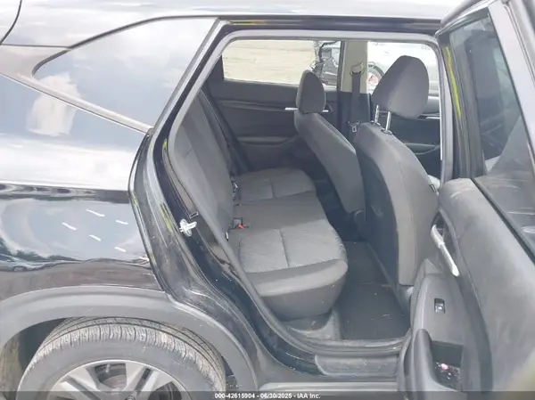 KNDEPCAA6M7143235 2021 KIA SELTOS - Image 8