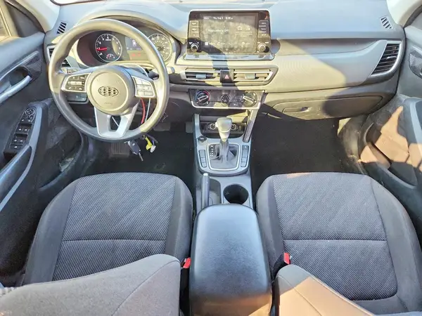 KNDEPCAA6M7155594 2021 KIA SELTOS - Image 8