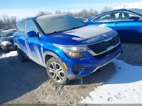 KNDEPCAA6M7160567 2021 KIA SELTOS - Image 1