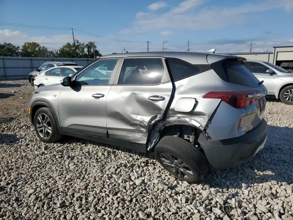 KNDEPCAA6P7391943 2023 KIA SELTOS - Image 2