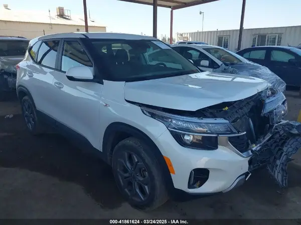 KNDEPCAA6R7628241 2024 KIA SELTOS - Image 1