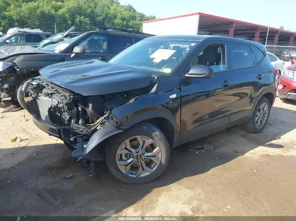 KNDEPCAA6S7728619 2025 KIA SELTOS - Image 2