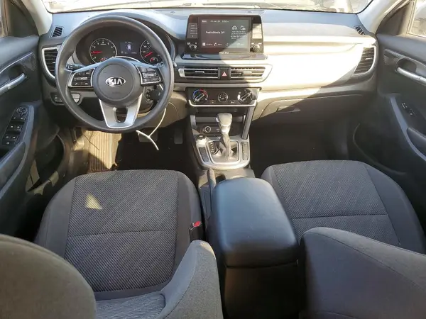 KNDEPCAA7M7044746 2021 KIA SELTOS - Image 8