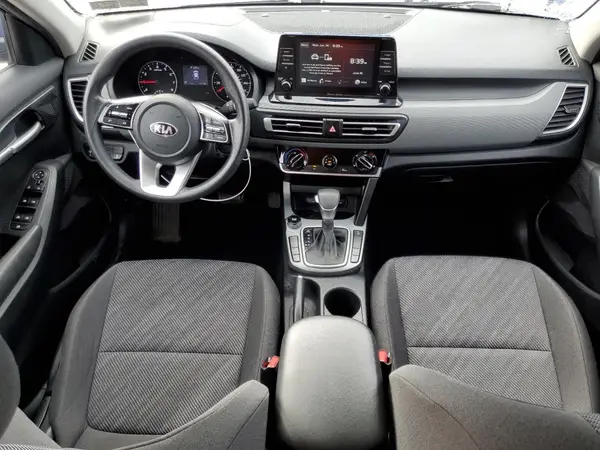KNDEPCAA7M7079609 2021 KIA SELTOS - Image 8