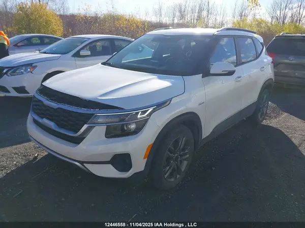 KNDEPCAA7M7117551 2021 KIA SELTOS - Image 2