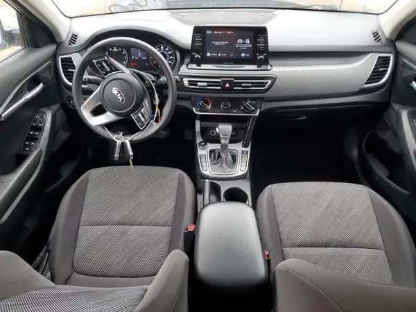 KNDEPCAA7M7174008 2021 KIA SELTOS - Image 8