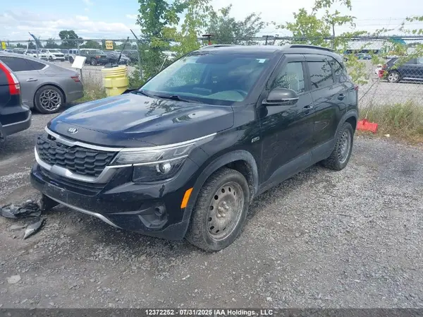 KNDEPCAA7M7217097 2021 KIA SELTOS - Image 2