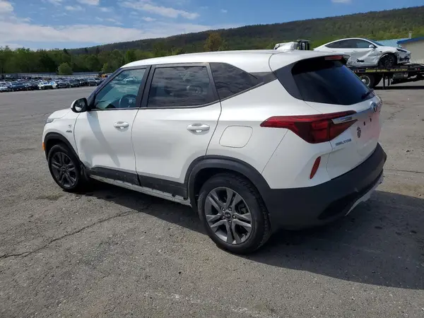 KNDEPCAA7M7223594 2021 KIA SELTOS - Image 2