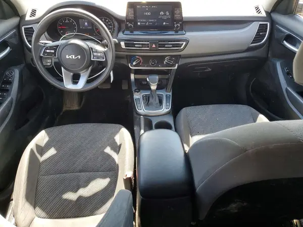 KNDEPCAA7N7329917 2022 KIA SELTOS - Image 8