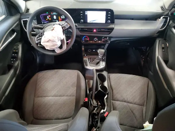 KNDEPCAA7R7554201 2024 KIA SELTOS - Image 8