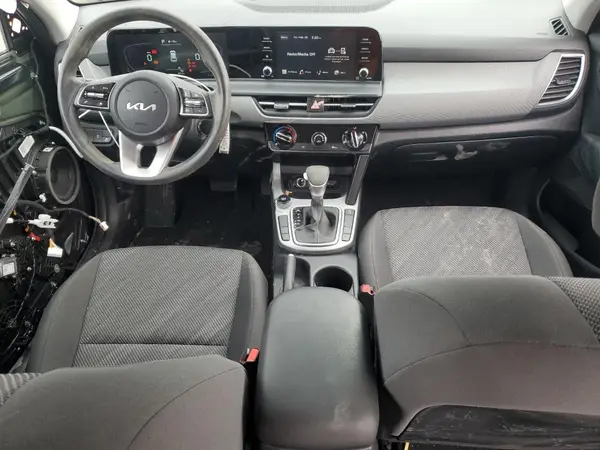 KNDEPCAA7R7620505 2024 KIA SELTOS - Image 8