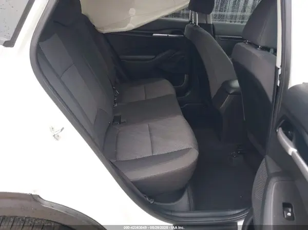 KNDEPCAA8M7048918 2021 KIA SELTOS - Image 8