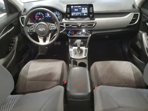 KNDEPCAA8M7099660 2021 KIA SELTOS - Image 8