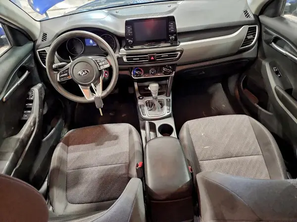 KNDEPCAA8M7116439 2021 KIA SELTOS - Image 8