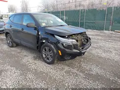 KNDEPCAA8M7140921 2021 KIA SELTOS
