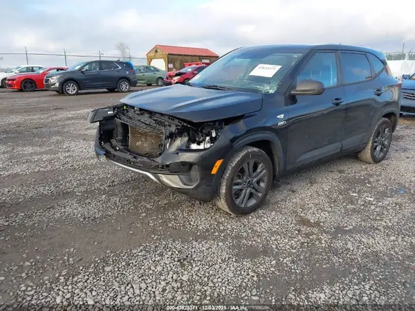 KNDEPCAA8M7140921 2021 KIA SELTOS - Image 2