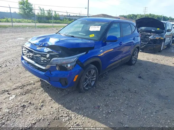 KNDEPCAA8M7178410 2021 KIA SELTOS - Image 2