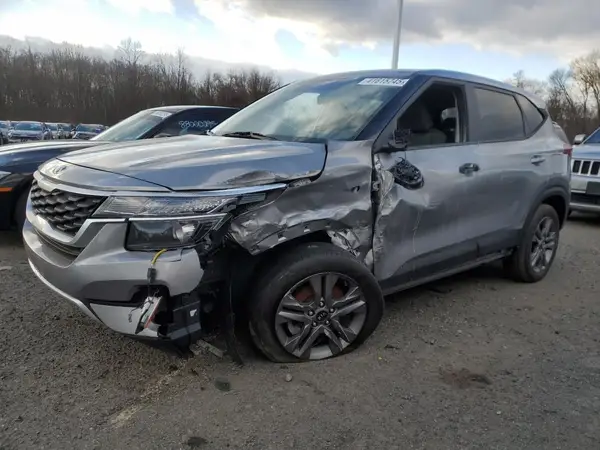 KNDEPCAA8M7188466 2021 KIA SELTOS - Image 1