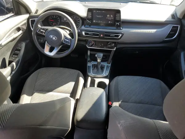 KNDEPCAA8M7214192 2021 KIA SELTOS - Image 8