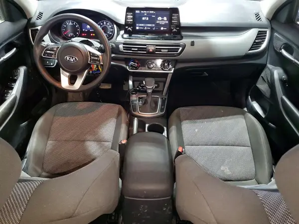 KNDEPCAA8M7220591 2021 KIA SELTOS - Image 8