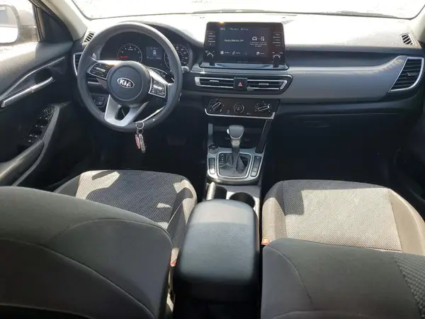 KNDEPCAA8M7225791 2021 KIA SELTOS - Image 8