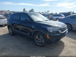 KNDEPCAA8M7230134 2021 KIA SELTOS
