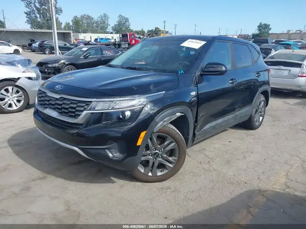KNDEPCAA8M7230134 2021 KIA SELTOS - Image 2