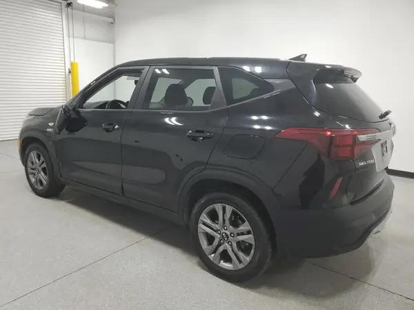KNDEPCAA8M7230201 2021 KIA SELTOS - Image 2