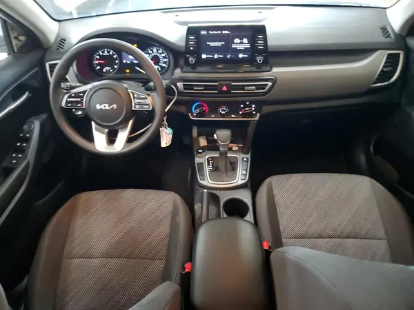 KNDEPCAA8N7235755 2022 KIA SELTOS - Image 8