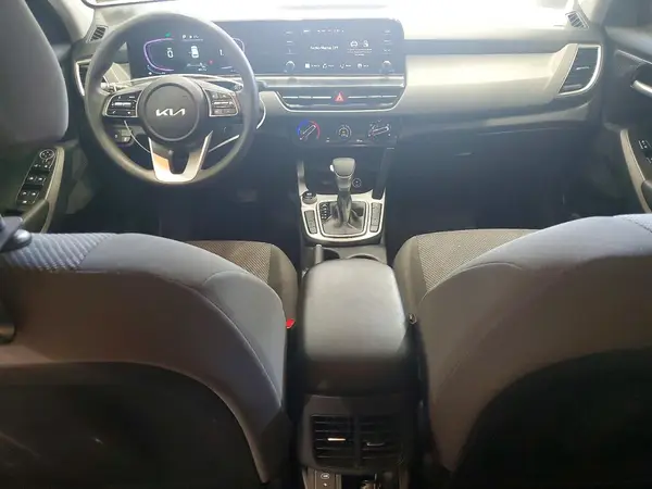 KNDEPCAA8R7522020 2024 KIA SELTOS - Image 8