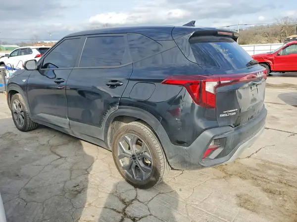 KNDEPCAA8R7581844 2024 KIA SELTOS - Image 2