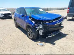 KNDEPCAA8R7640696 2024 KIA SELTOS