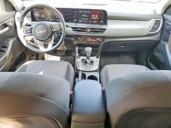 KNDEPCAA8S7723132 2025 KIA SELTOS - Image 8