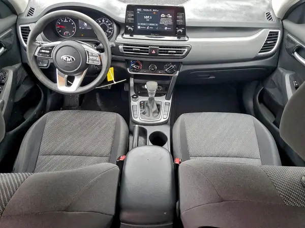 KNDEPCAA9M7045459 2021 KIA SELTOS - Image 8