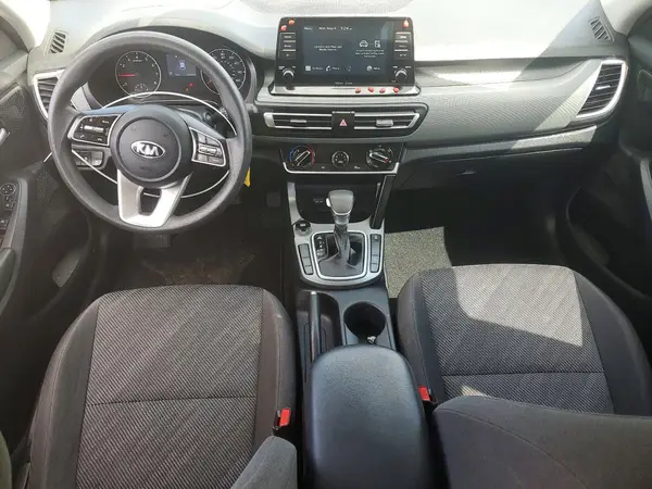 KNDEPCAA9M7100167 2021 KIA SELTOS - Image 8