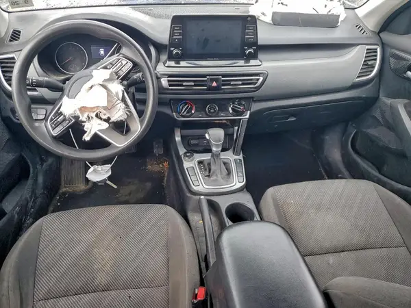 KNDEPCAA9M7112433 2021 KIA SELTOS - Image 8