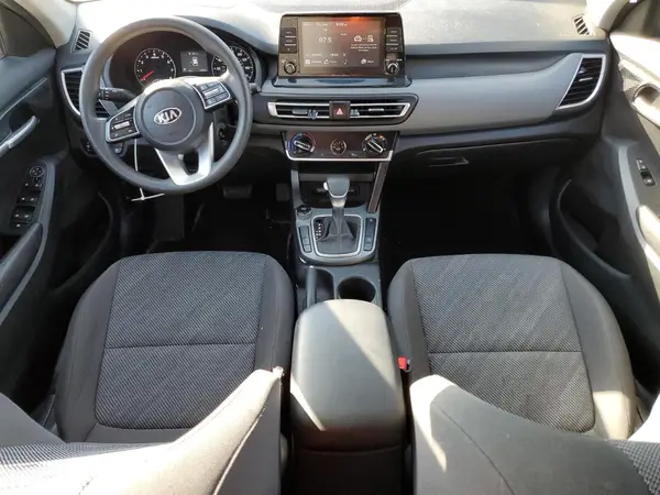 KNDEPCAA9M7187438 2021 KIA SELTOS - Image 8