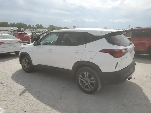 KNDEPCAA9M7214685 2021 KIA SELTOS - Image 2