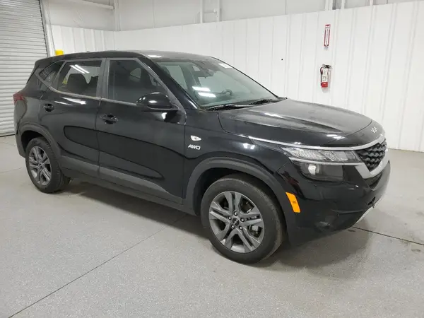 KNDEPCAA9N7287105 2022 KIA SELTOS - Image 1