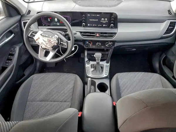 KNDEPCAA9R7523550 2024 KIA SELTOS - Image 8