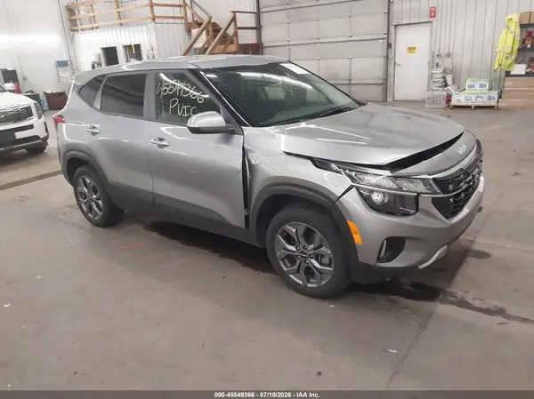 KNDEPCAA9R7540638 2024 KIA SELTOS - Image 1