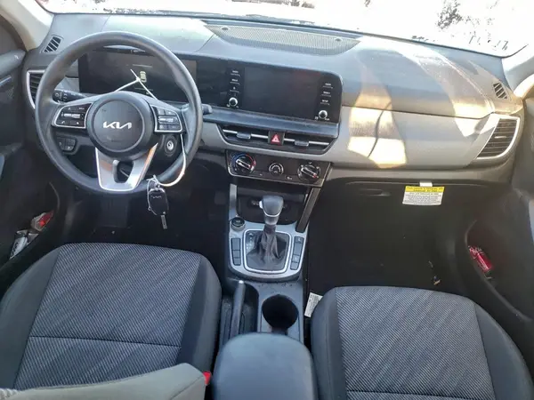 KNDEPCAA9S7730400 2025 KIA SELTOS - Image 8