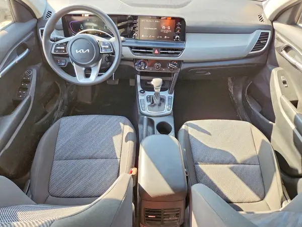 KNDEPCAA9S7730736 2025 KIA SELTOS - Image 8
