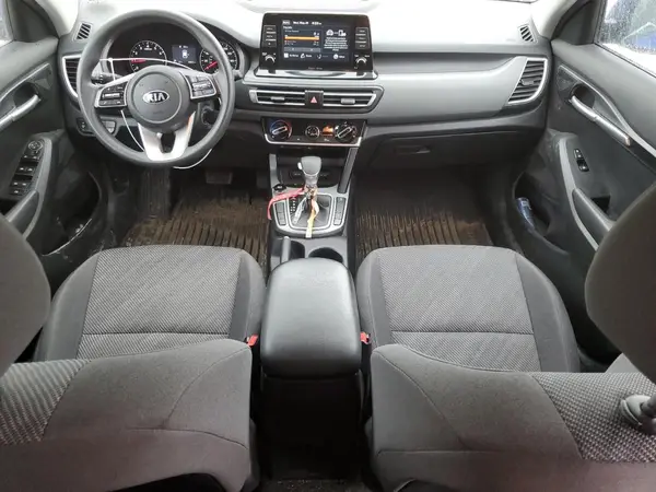 KNDEPCAAXM7046815 2021 KIA SELTOS - Image 8