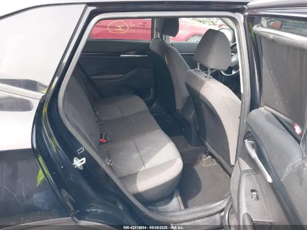 KNDEPCAAXM7061184 2021 KIA SELTOS - Image 8