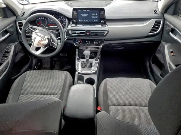KNDEPCAAXM7073478 2021 KIA SELTOS - Image 8