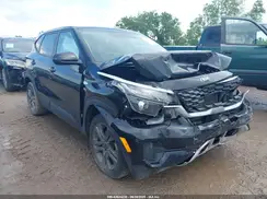 KNDEPCAAXM7105006 2021 KIA SELTOS